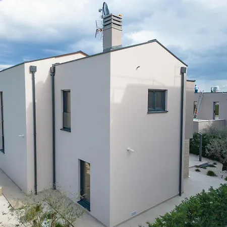 La Peansa * Tar-Vabriga